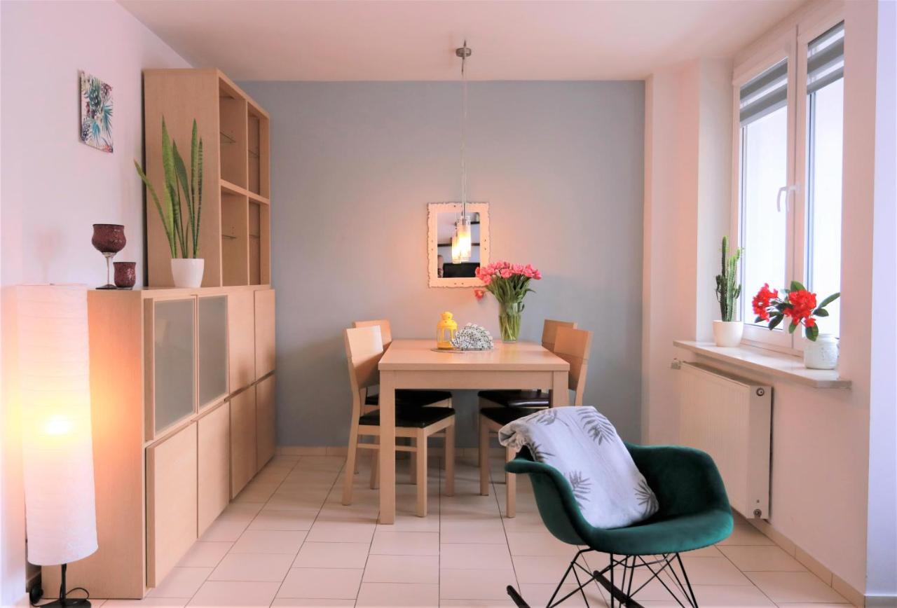 Stylish And Spacious By Cooee Apartments Warszawa Eksteriør billede