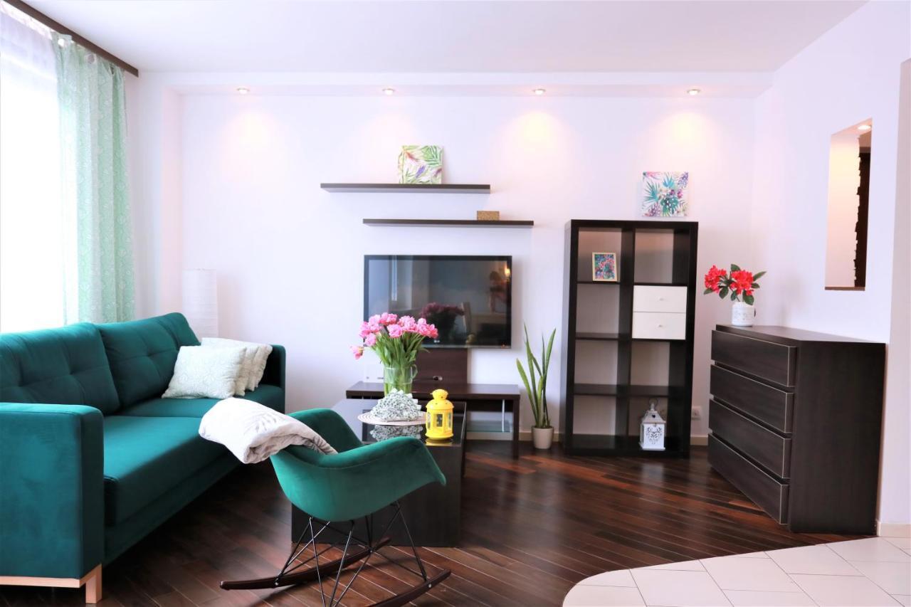 Stylish And Spacious By Cooee Apartments Warszawa Eksteriør billede